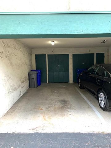 3079 Cowley Way 38, San Diego, CA 92117