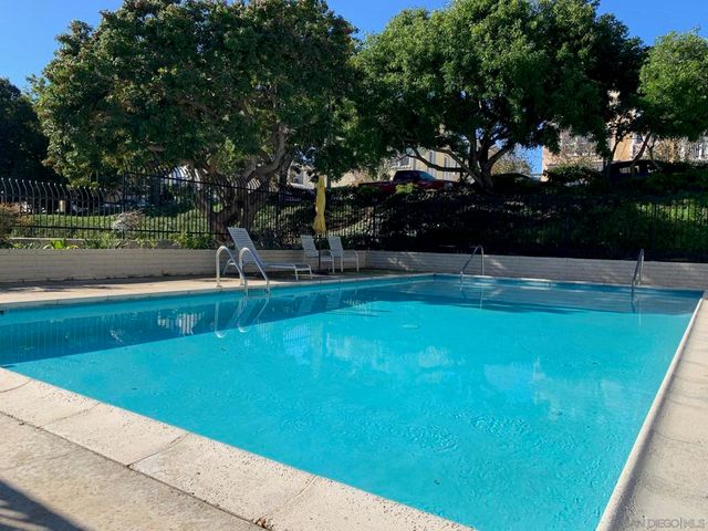 3079 Cowley Way 38, San Diego, CA 92117
