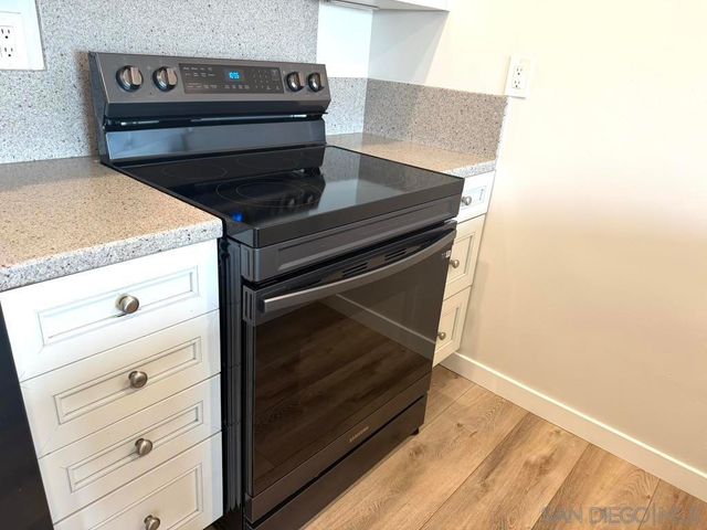 3079 Cowley Way 38, San Diego, CA 92117