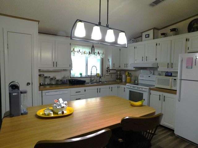 1001 STARKEY ROAD 99, Largo, FL 33771