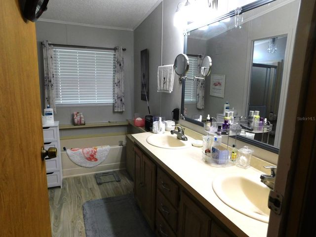 1001 STARKEY ROAD 99, Largo, FL 33771