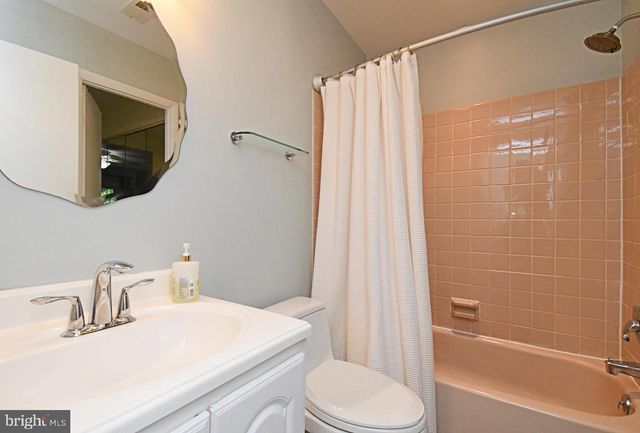 1108B JEFFERSON CT, Lansdale, PA 19446