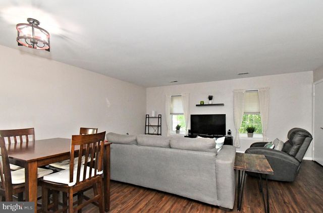 1108B JEFFERSON CT, Lansdale, PA 19446