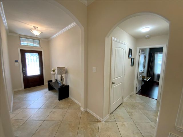 4536 Chestnut Meadows BND, Georgetown, TX 78626