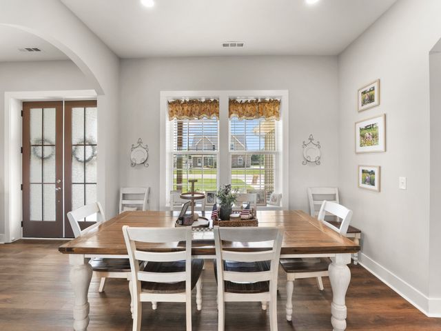 246 Lookout Dr, Winchester, TN 37398