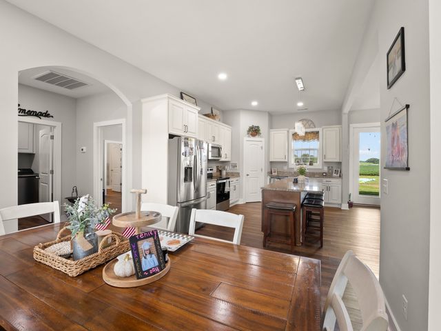 246 Lookout Dr, Winchester, TN 37398