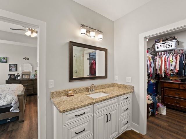 246 Lookout Dr, Winchester, TN 37398