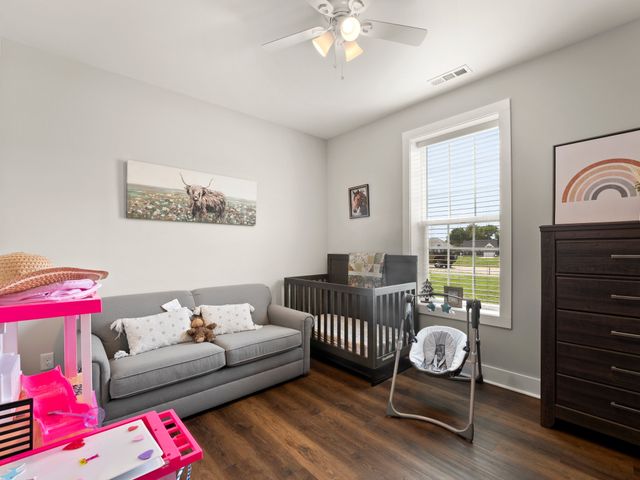 246 Lookout Dr, Winchester, TN 37398