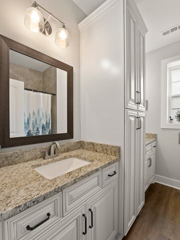 246 Lookout Dr, Winchester, TN 37398