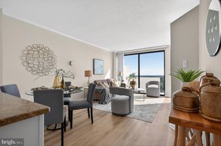 4141 N HENDERSON RD #1209, Arlington, VA 22203