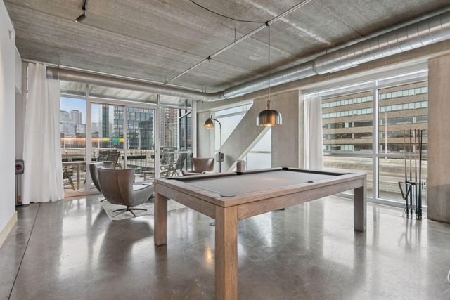 345 6th Avenue N 405, Minneapolis, MN 55401