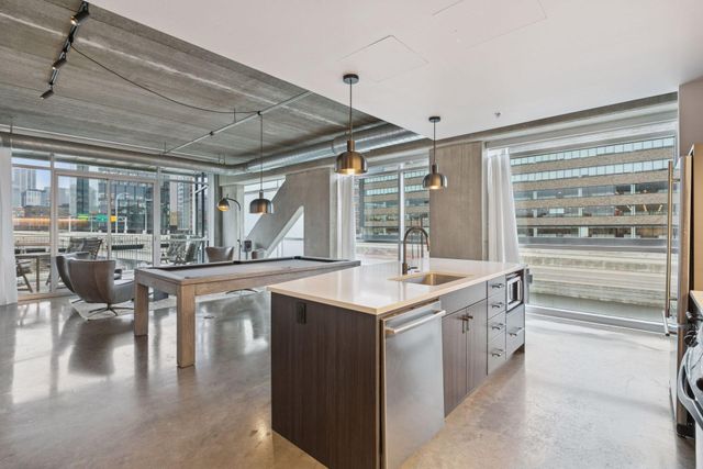 345 6th Avenue N 405, Minneapolis, MN 55401