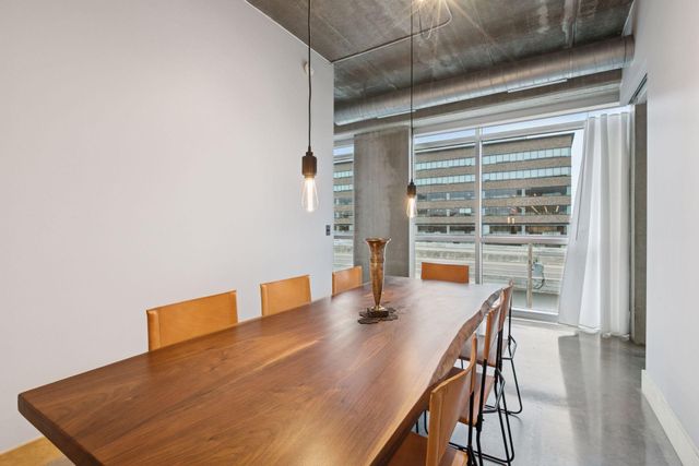 345 6th Avenue N 405, Minneapolis, MN 55401