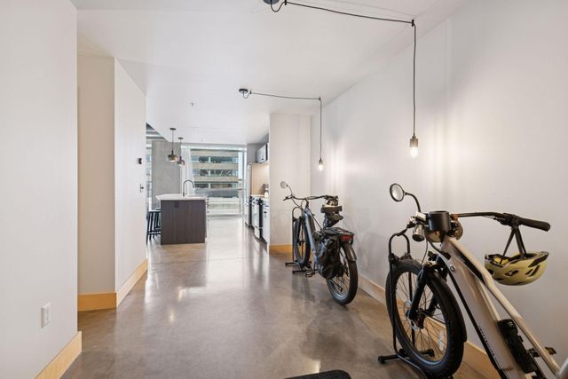 345 6th Avenue N 405, Minneapolis, MN 55401