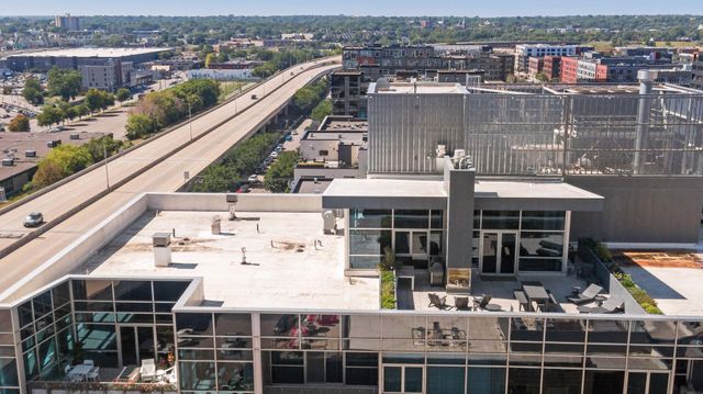 345 6th Avenue N 405, Minneapolis, MN 55401