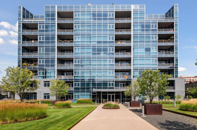 345 6th Avenue N 405, Minneapolis, MN 55401