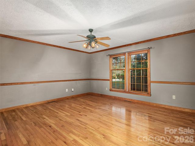 3 Carolewood Drive, Horse Shoe, NC 28742