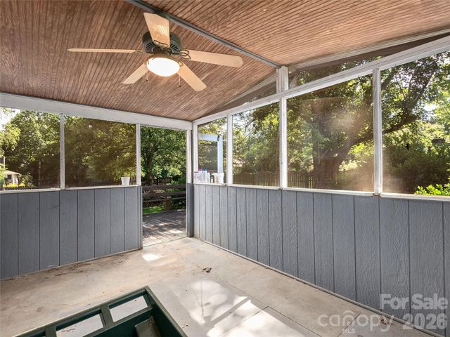 3 Carolewood Drive, Horse Shoe, NC 28742