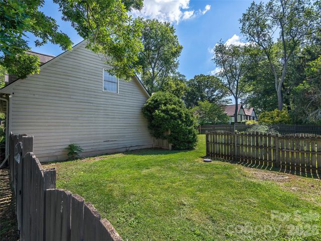3 Carolewood Drive, Horse Shoe, NC 28742
