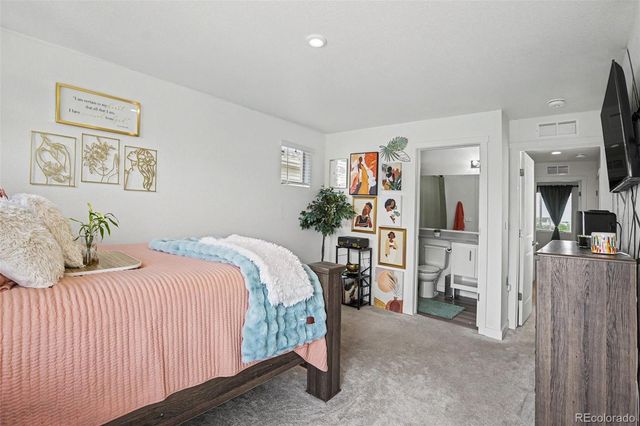 18262 E 49th Place, Denver, CO 80249