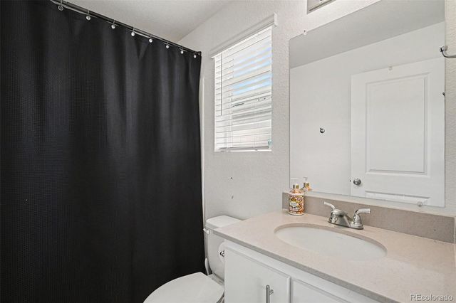 18262 E 49th Place, Denver, CO 80249