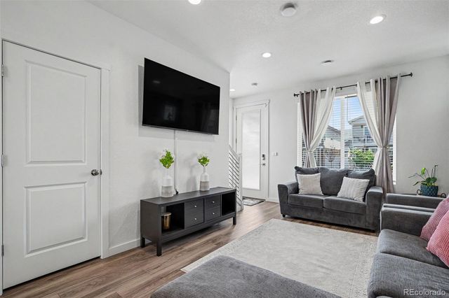 18262 E 49th Place, Denver, CO 80249