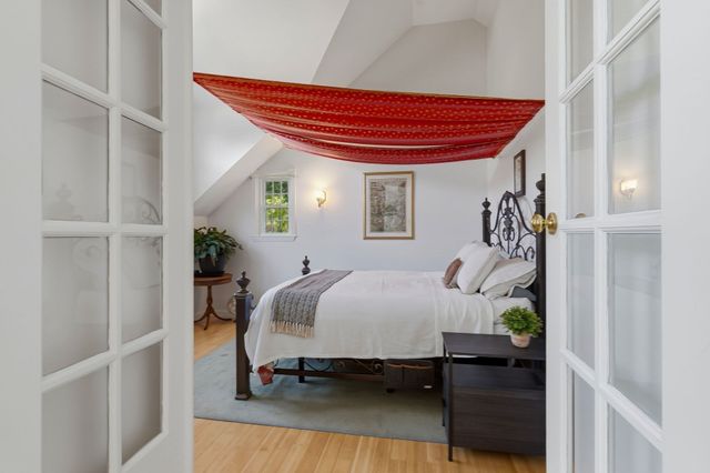 2 Coombs Circle 1, Newburyport, MA 01950