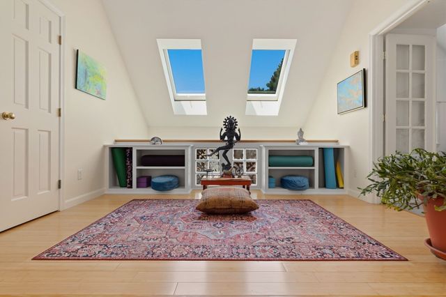 2 Coombs Circle 1, Newburyport, MA 01950