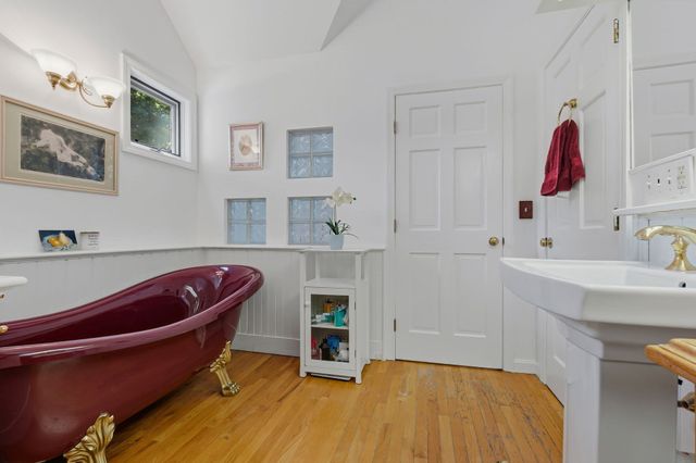 2 Coombs Circle 1, Newburyport, MA 01950