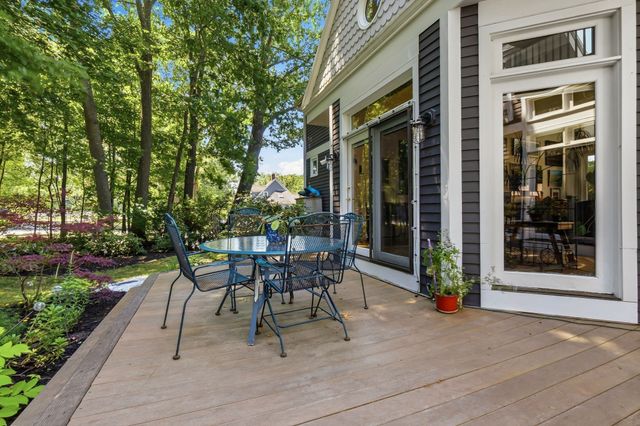 2 Coombs Circle 1, Newburyport, MA 01950