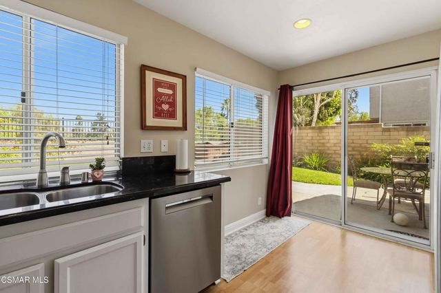 1160 Knottingham Street, Simi Valley, CA 93065