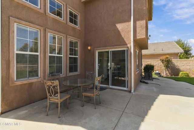 1160 Knottingham Street, Simi Valley, CA 93065