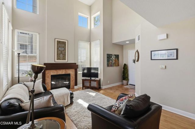 1160 Knottingham Street, Simi Valley, CA 93065