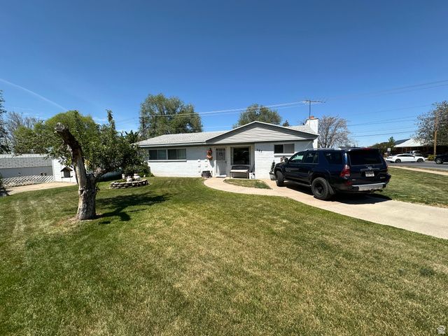 367 HAWTHORNE DR, Layton, UT 84041