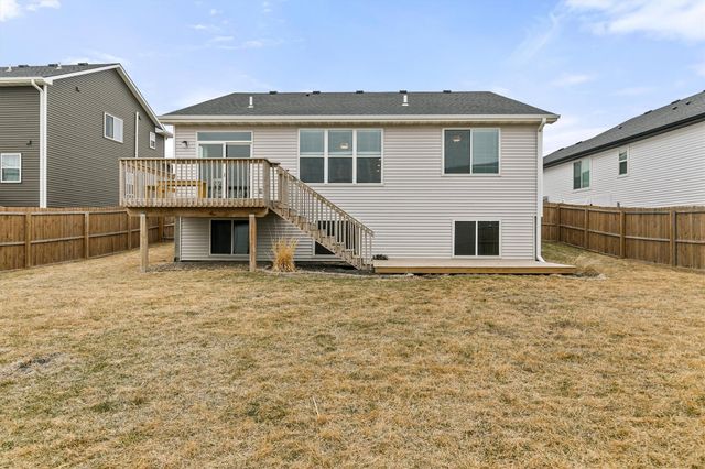 290 NW Rosemont Circle, Waukee, IA 50263