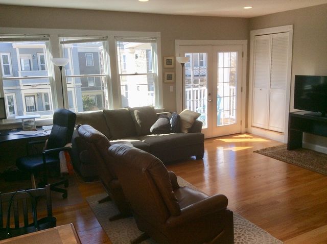 89 Allston St 2, Cambridge, MA 02139