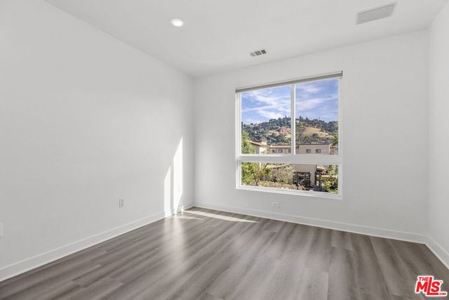 2581 Arvia Street 8, Los Angeles, CA 90065