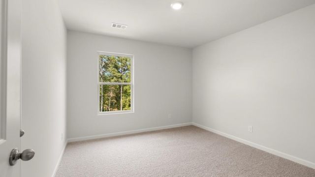 645 Lost Creek Parkway, Dallas, GA 30132