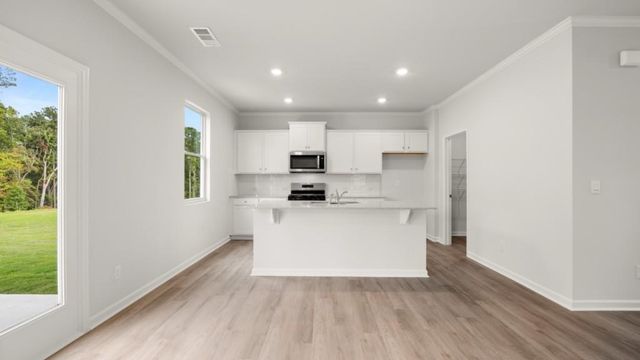 645 Lost Creek Parkway, Dallas, GA 30132