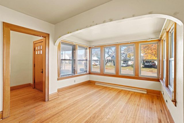 421 Augusta STREET, Racine, WI 53402