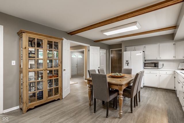 8805 Sawleaf Road, Indianapolis, IN 46260