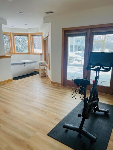 3466 Nappe Drive, Middleton, WI 53562