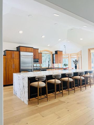 3466 Nappe Drive, Middleton, WI 53562