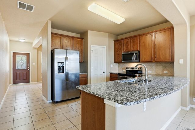 2930 Sunday Song, San Antonio, TX 78245