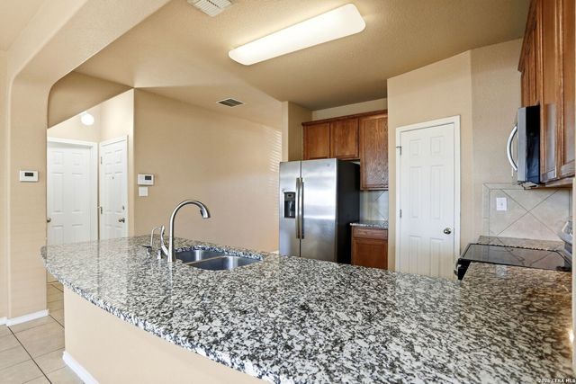 2930 Sunday Song, San Antonio, TX 78245