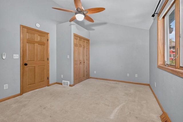 317 S 5TH AVENUE, Winneconne, WI 54986