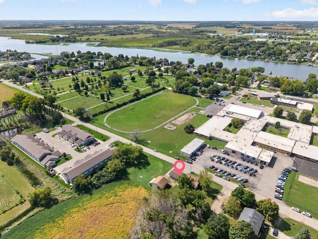 317 S 5TH AVENUE, Winneconne, WI 54986