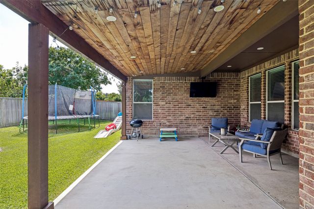 2215 Quail Hollow Drive, Sachse, TX 75048