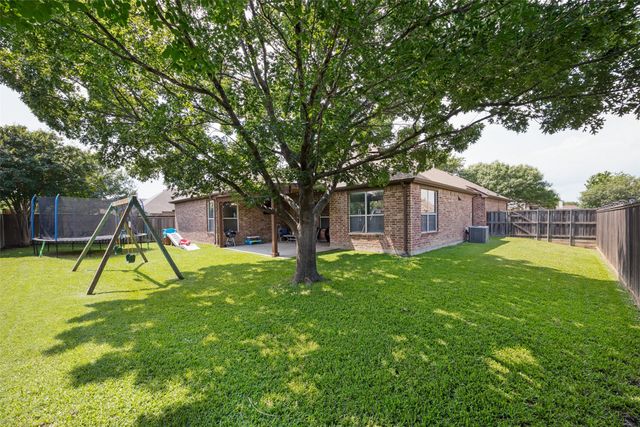 2215 Quail Hollow Drive, Sachse, TX 75048
