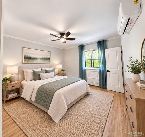 7252 Metropolitan Avenue 2B, Middle Village, NY 11379